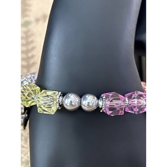 Flowers & butterfly bead charm bracelet - Picture 9 of 9